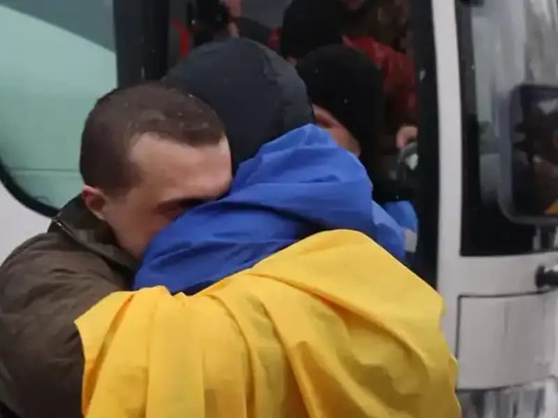 Rusya ve Ukrayna Arasında Tarihi Esir Takası Gerçekleşti