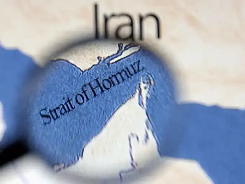 Ateşkes Sonrası Hürmüz Boğazı'nda İran'ın Şaşırtan Hamlesi: Mayın Sızıntısı İddiaları