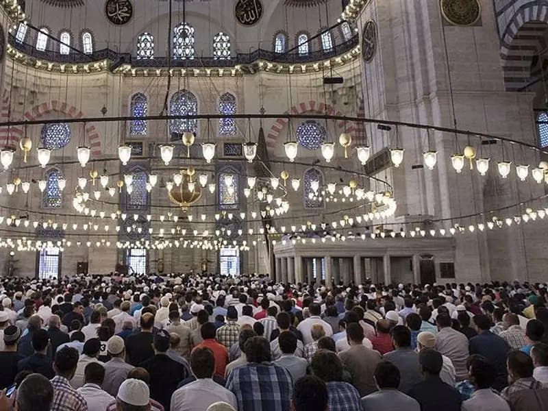 2026 Ramazan Bayramı'nda İl İl Bayram Namazı Saatleri Belli Oldu
