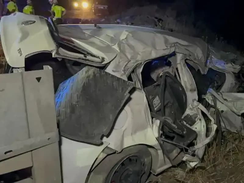 Ters Şeride Giren Araç Tankerle Çarpıştı: Faciadan Son Anda Kurtulanlar