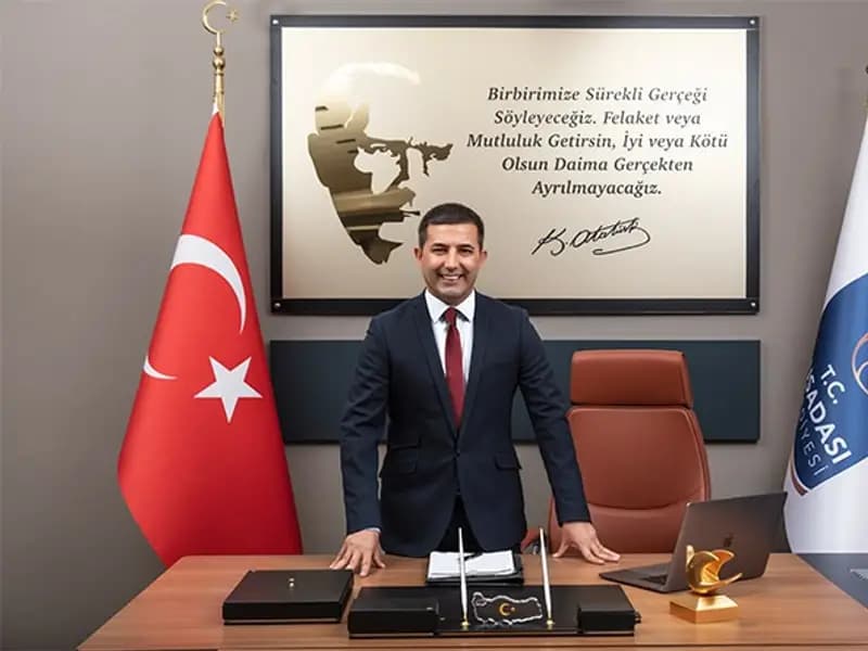 Kuşadası Belediyesi'nde Yolsuzluk Operasyonu: Başkan Günel Gözaltında