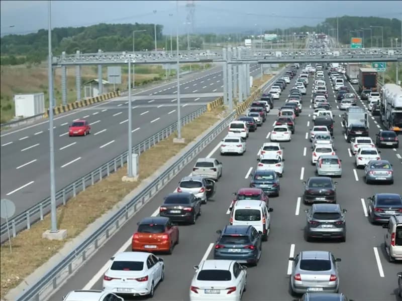 Tatil Planlayan Sürücülere Araç Bakım Uyarısı Geldi