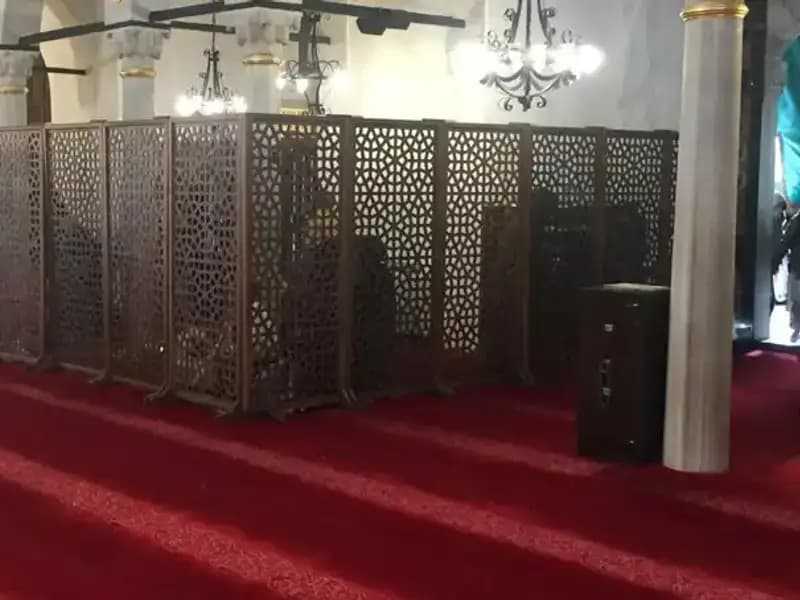 Kadın-Erkek Teravih Namazı Yan Yana Kıldı, Diyanet'ten Açıklama Geldi