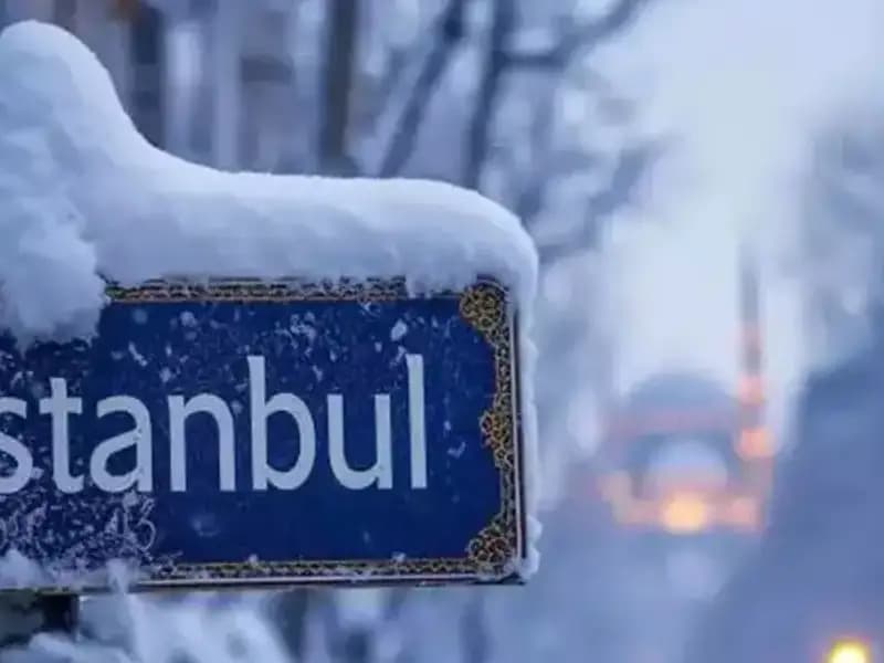 İstanbul'a Kar Yağışı Beklentisi: Hangi Tarihte Başlayacak?