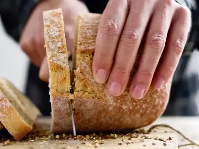 Kızarmış Ekmek mi, Taze Ekmek mi? Sağlık Açısından Doğru Seçim Ne?