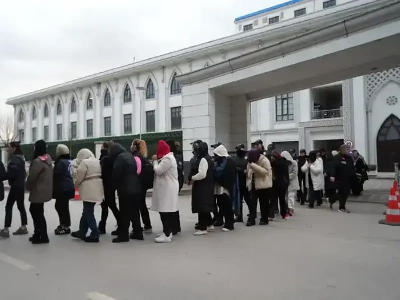 Dolandırıcıların Yapay Zeka ile Kadın Görselleri Üretme Yöntemi