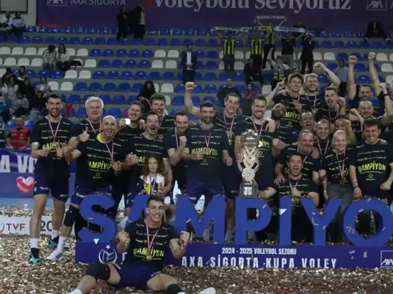 Fenerbahçe Kupa Voley’de Tarihi Bir Zafere İmza Attı