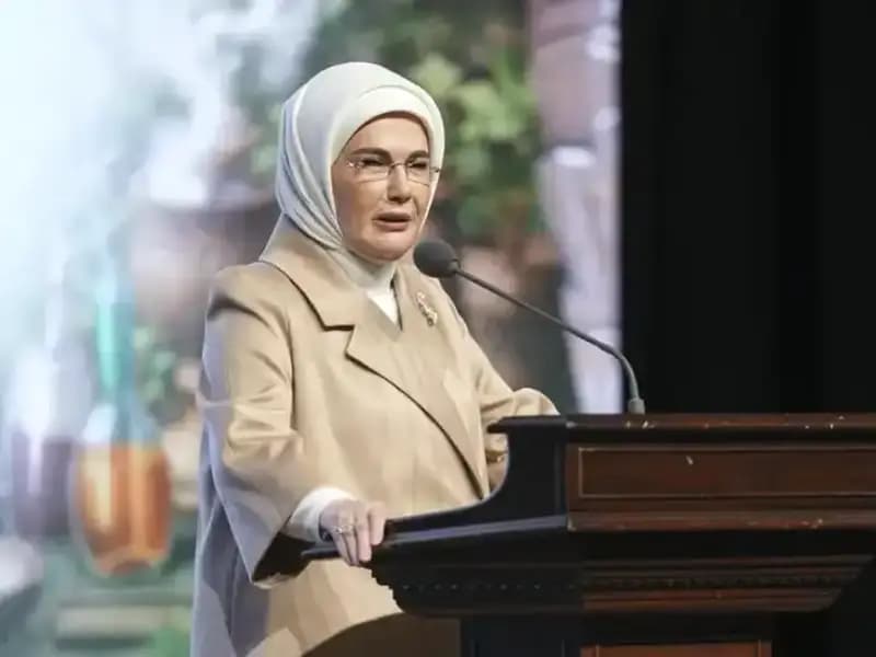 Tıp Bilimi: Sanat ve Felsefenin İyileştirici Gücü