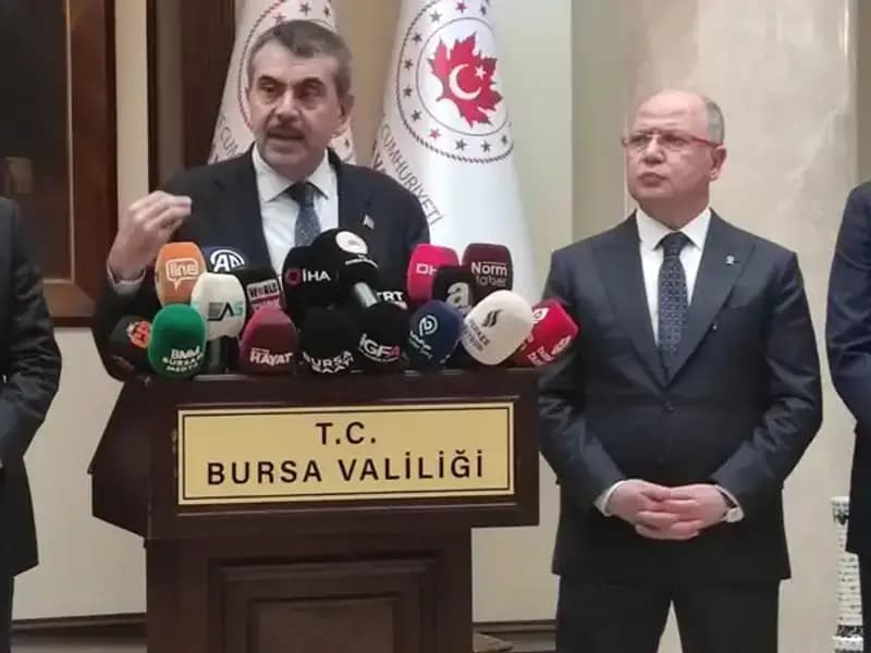 Bakan Tekin: Protestolara Katılan Çalışanlara Yapılacak Yaptırımlar Hakkında Uyardı
