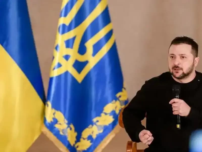 Zelenski: Rusya'nın Planları Hakkında Bilgimiz Yok, Endişeliyiz!