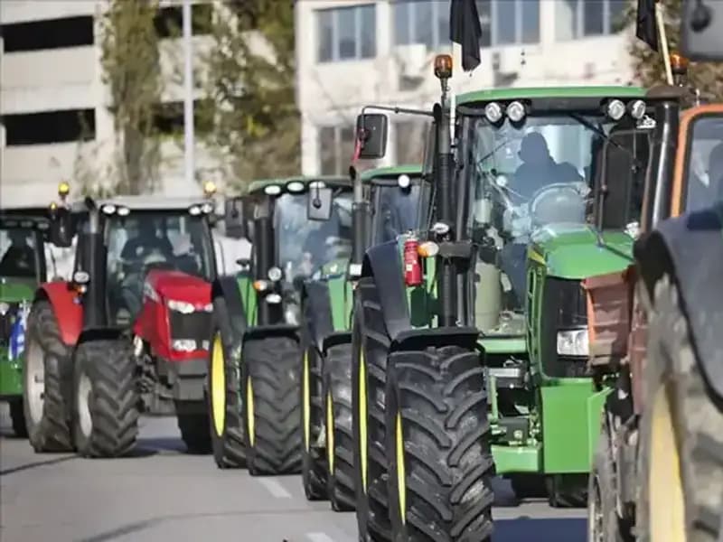 Yunan Çiftçilerin Eylemleri Devam Ediyor: Tarım Politikalarına Tepkiler Yükseliyor