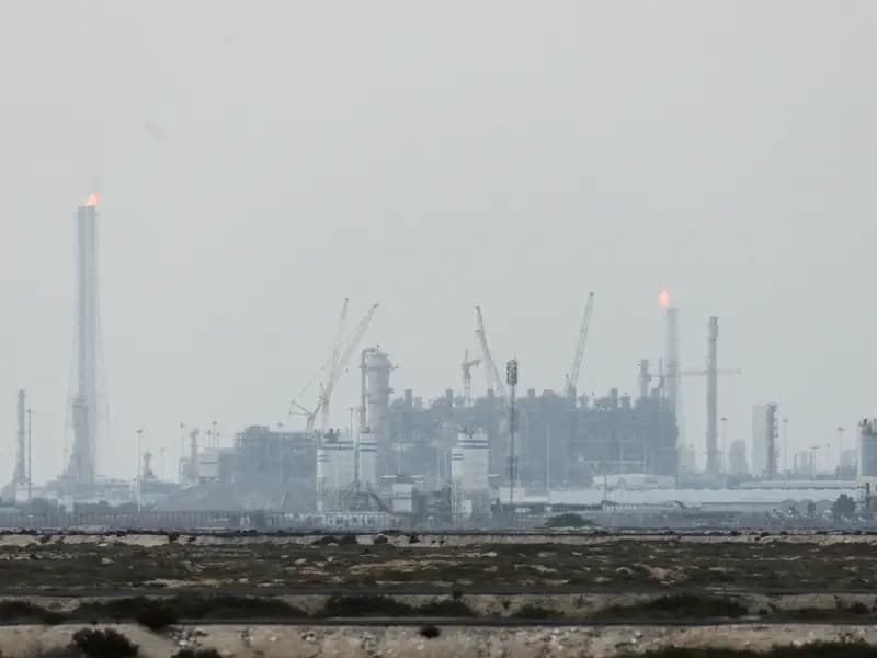 İran, Katar'daki LNG Tesisine Saldırdı: Trump Uyardı