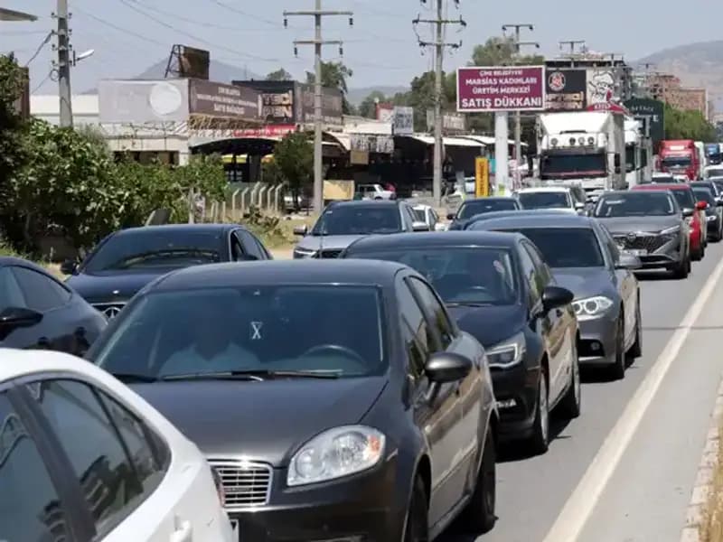 Aydın'dan Muğla'ya Uzanarak 60 Kilometreye Varan Araç Kuyruğu Neden Oluştu?