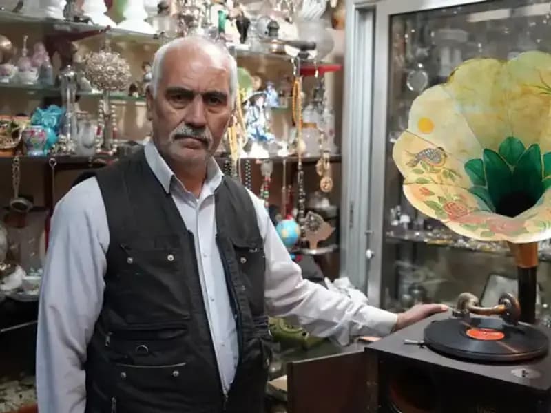 44 Yıldır Antikacılık Yapan Usta: Asırlık Gramofonların Saklayıcısı