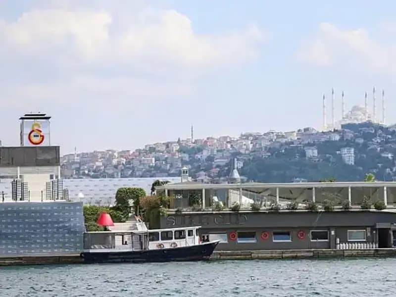 15 Yıl Sonra Karara Varıldı: 2. Abdülhamid'in Mirasçıları Galatasaray Adası'nı İstedi