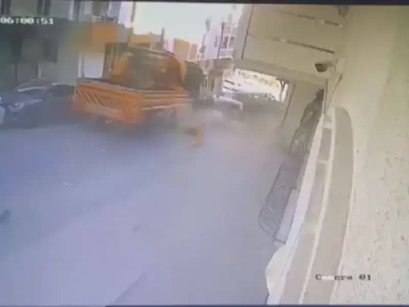 Kontrolden Çıkan Vinç, 23 Araca Çarparak Faciaya Neden Oldu