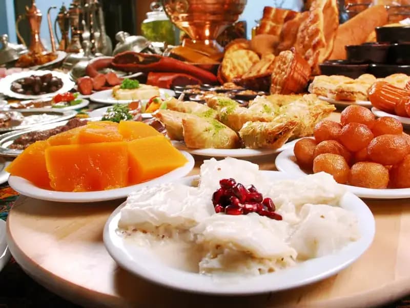 Bayramda Sağlıklı Beslenme: Uzmanlardan Öneriler