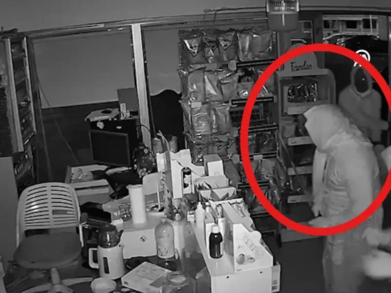 Sivas'ta Hırsızlık Yapan Şüpheliler Balıkesir'de Yakalandı