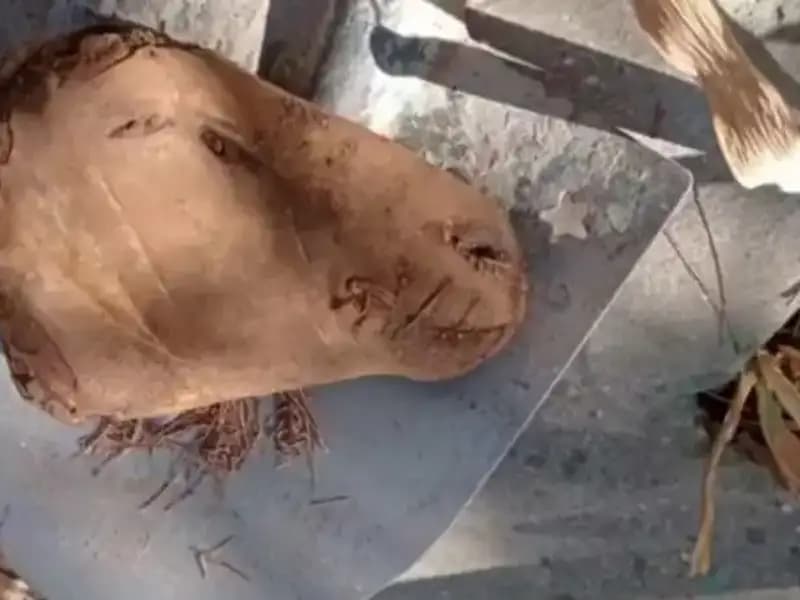 Mezarlık Kazısı Esnasında 100'e Yakın Büyü Bulundu: Tüyler Ürpertici Gelişme