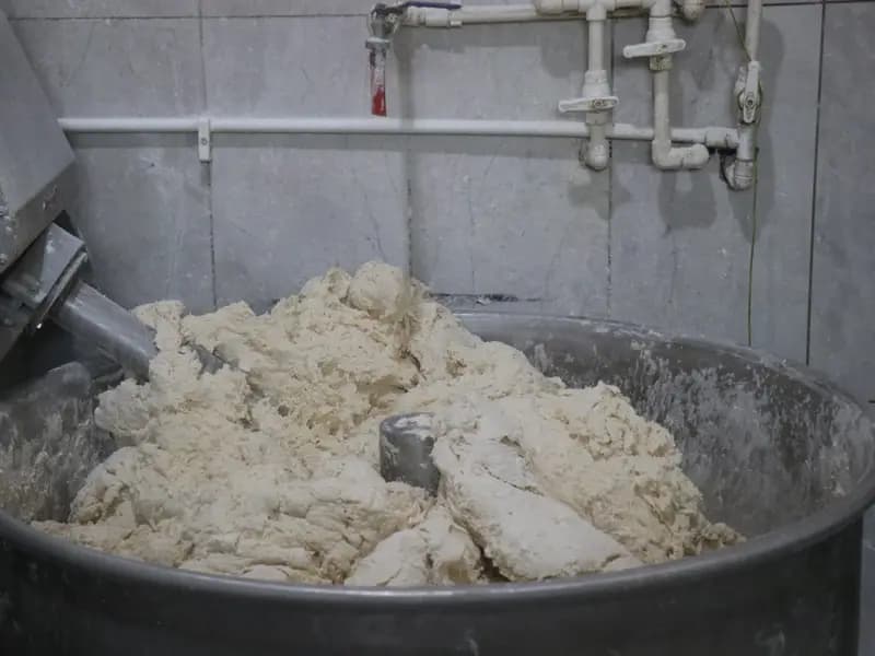 Sakarya'nın Geleneksel Halka Pidesi Ramazan'da İlgi Görüyor