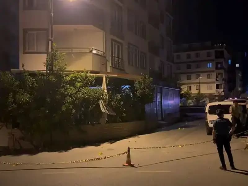 İstanbul'da Kafeye Silahlı Saldırı: Ne Oldu? Tüm Ayrıntılar Burada!
