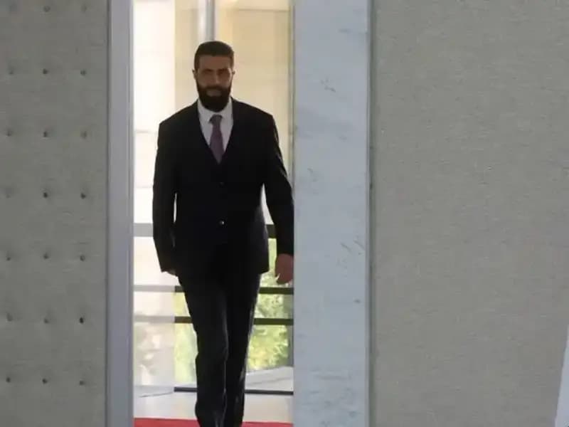 Paris'te Şara-Macron Zirvesi: Fransa Yeni Suriye'nin İnşasına Destek Verecek