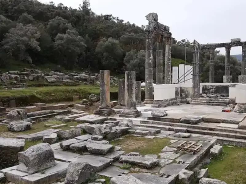 Zeus Tapınağı'ndaki Restorasyon Çalışmaları: Tarihin İhtişamı Yeniden Hayat Buluyor
