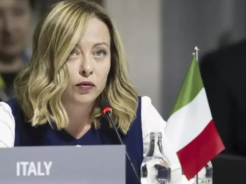 İtalya: "İsrail’in UNIFIL Saldırısı Savaş Suçu Niteliği Taşıyabilir"