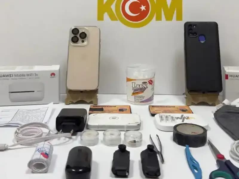 Ehliyet Sınavında Kopya Skandalı: 2 Sahtekar Yakalandı!