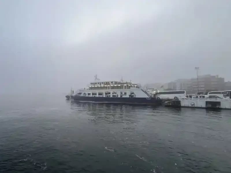 Yoğun Sis Nedeniyle Çanakkale Boğazı Transit Geçişine Kapatıldı