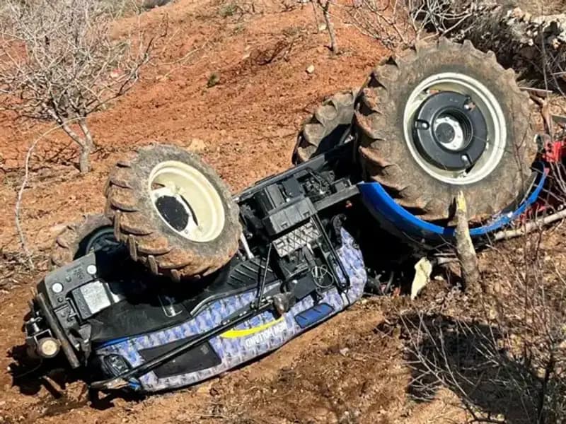Siirt’te Devrilen Traktörün Sürücüsü Hayatını Kaybetti: Detaylar Ortaya Çıktı