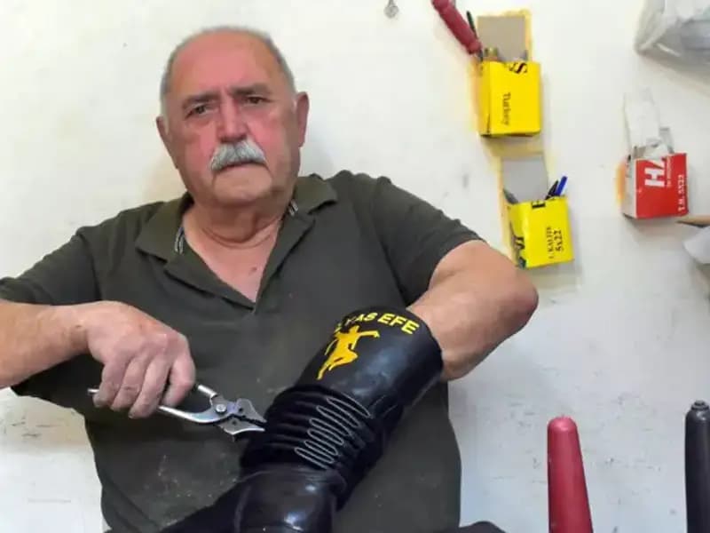 Tireli Hasan Usta: 64 Yıldır Mesleğini Sürdüren Efsane Zanaatkâr