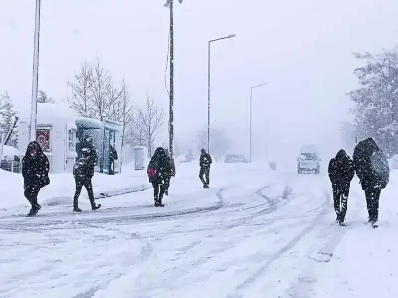 İstanbul'da Kar Yağışı Ne Zaman Başlayacak? Detaylar Açıklanıyor