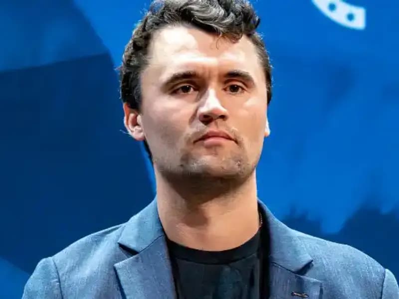 Charlie Kirk'in Suikast Tehdidi: ABD'nin Karanlık İhtimalleri ve Geleceği