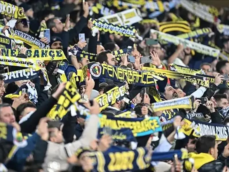Fenerbahçe Kombine Fiyatları Duyuruldu: Taraftarları Neler Bekliyor?