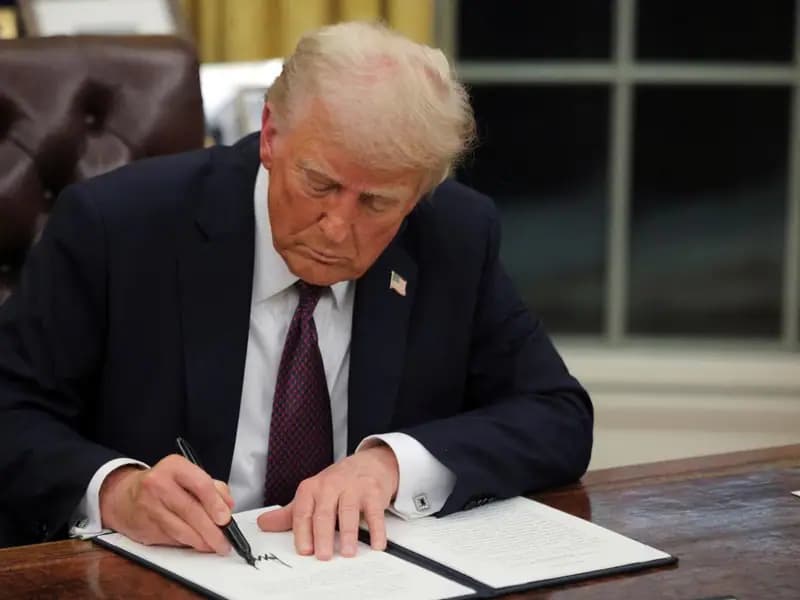 Trump'ın Kararnameleri Ardı Ardına Geldi