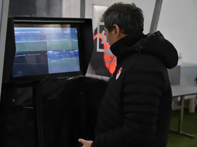 Beşiktaş-Gaziantep FK Maçına Alman VAR Hakemi Atandı: Olası Sonuçlar ve Beklentiler