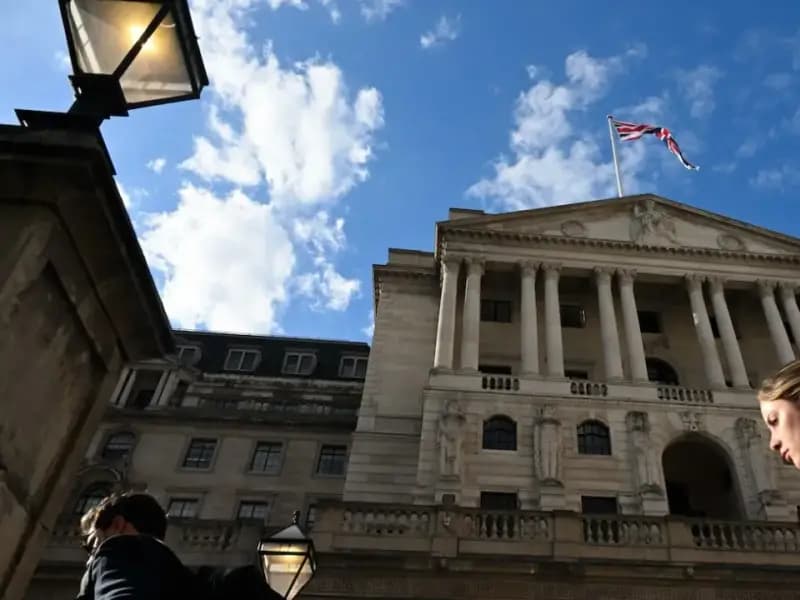İngiltere Merkez Bankası'ndan İkinci Faiz İndirimi