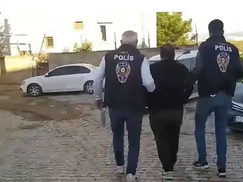 Balıkesir'de Flaş Dolandırıcılık Operasyonu: 4 Kişi Tutuklandı