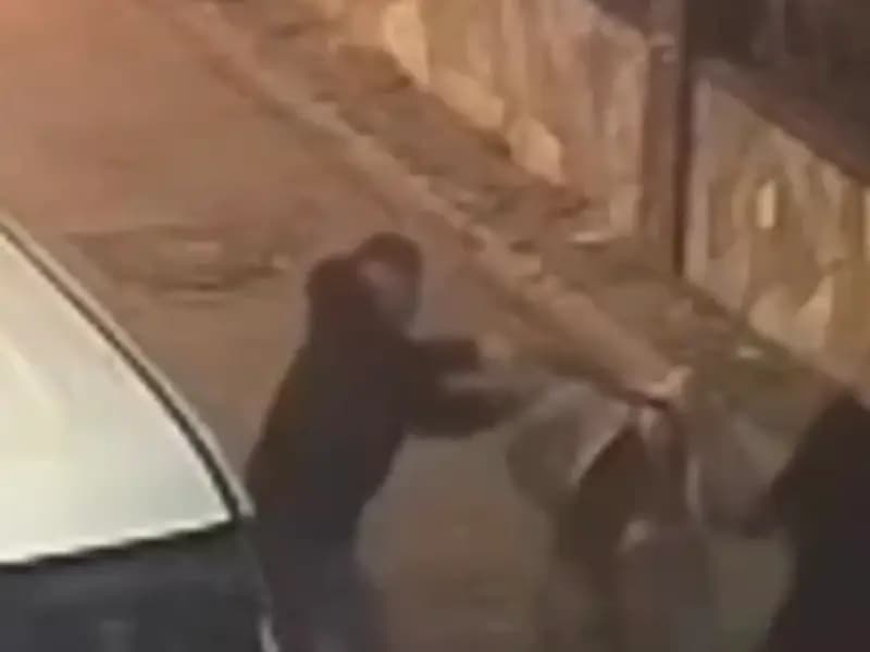 Samsun'da Adres Sorarken Hırsızlık Yapan Şüpheli Yakalandı