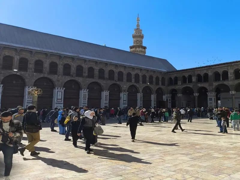 Emevi Camii İmamı Erdoğan'ın Yardımını Anlattı