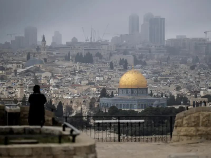 Mescid-i Aksa, 41 Gün Sonra Yeniden İbadete Açıldı