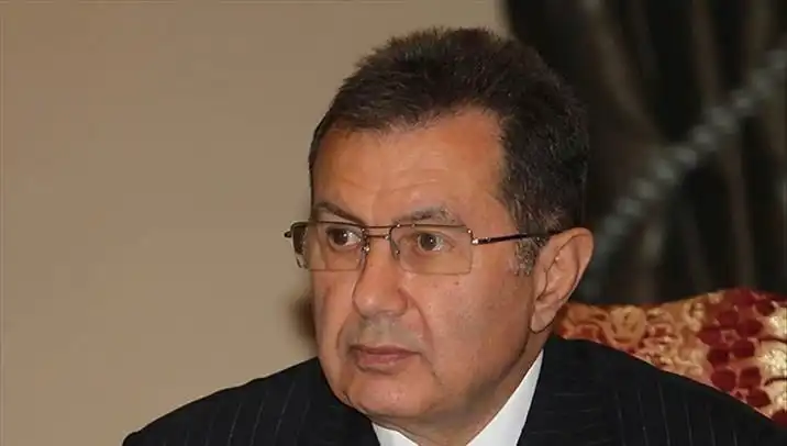 Mehmet Emin Karamehmet: Türk İş Dünyasının Gizli Kahramanı Kimdir?