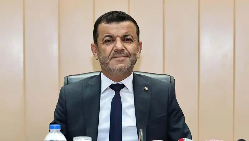 Bülent Nuri Çavuşoğlu: CHP'nin Dinamik Liderinin Hayat Hikayesi