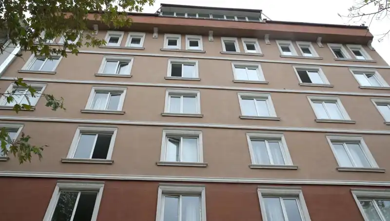 Kastamonu'da Otele Ziyaret: Pencereden Düşen Kadın Trajik Bir Şekilde Hayatını Kaybetti