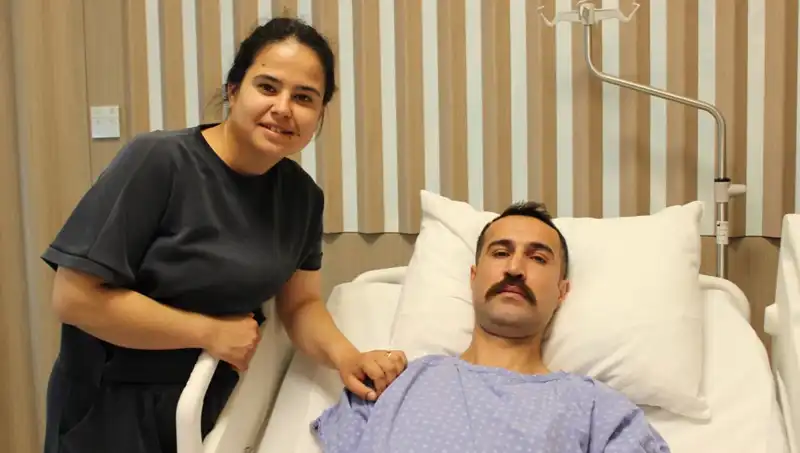 Mide Kanaması Geçirdiğini Düşünen Genç Kadının Acı Gerçeği: Kalın Bağırsak Kanseri!