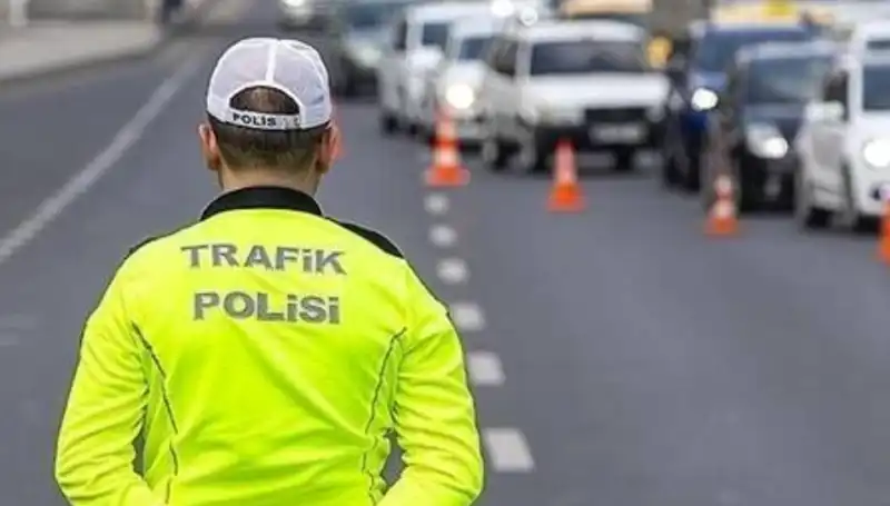 Cumartesi Günü İstanbul'da Hangi Yollar Kapalı? Trafik Kaosu Bekleniyor!