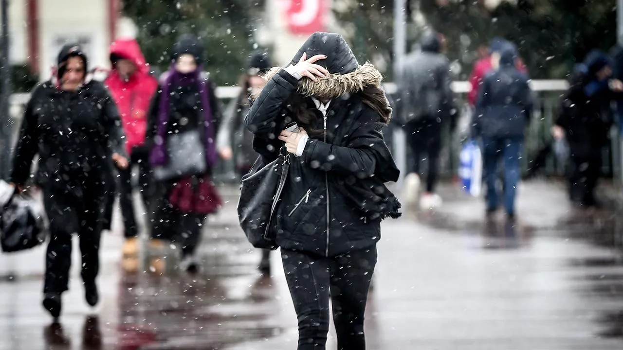 Meteorolojiden 4 İle Sarı Uyarı: Sağanak ve Kar Yağışı Bekleniyor