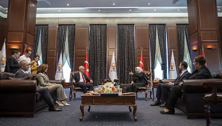 AK Parti’nin Bayramlaşma Programı Açıklandı, CHP Neden Yer Almıyor?
