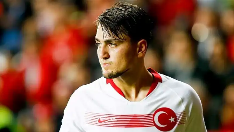 Beşiktaş, Milli Futbolcuyla Anlaşmak İstiyor: Son Gelişmeler Ortaya Çıktı